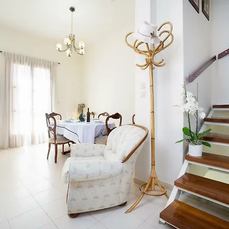 Metropolis House بيت للعطل