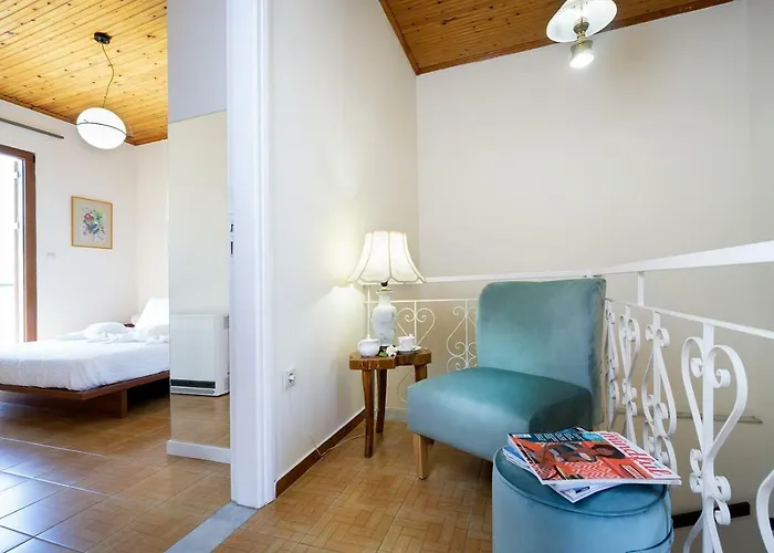 בית נופש Metropolis House חאניה